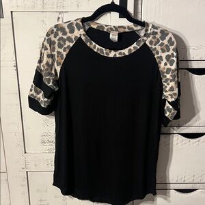 Leopard Print Sleeve Black Women's Top